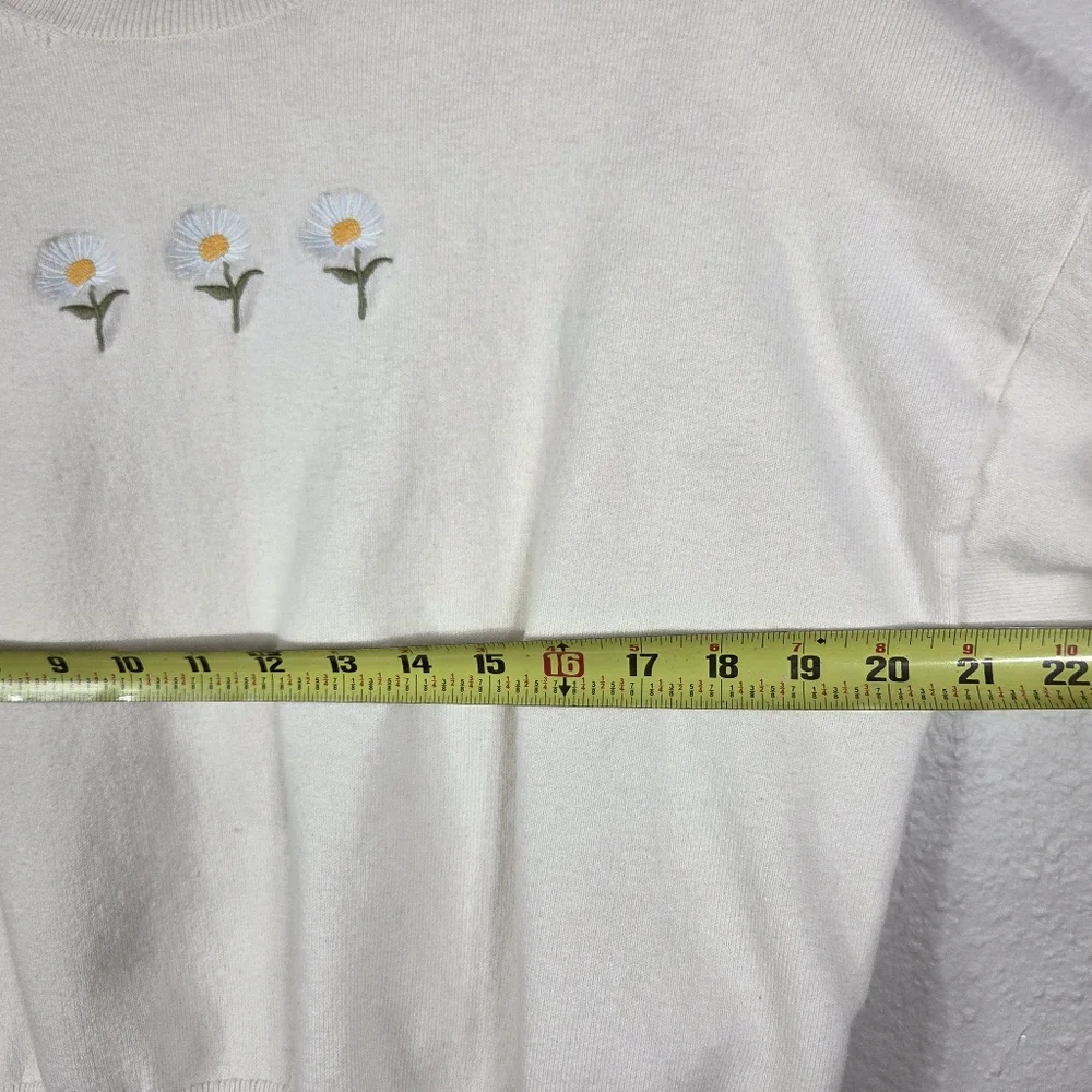 Aritzia Sunday Best Size L Cream Merino Wool Daisy Sweater Daisies Flower Print - Picture 13 of 16